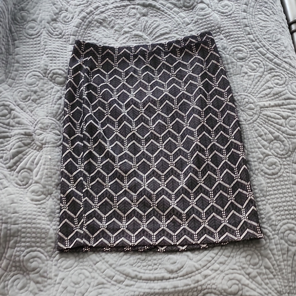 The Limited - Geometric Black and White Women's Skirt